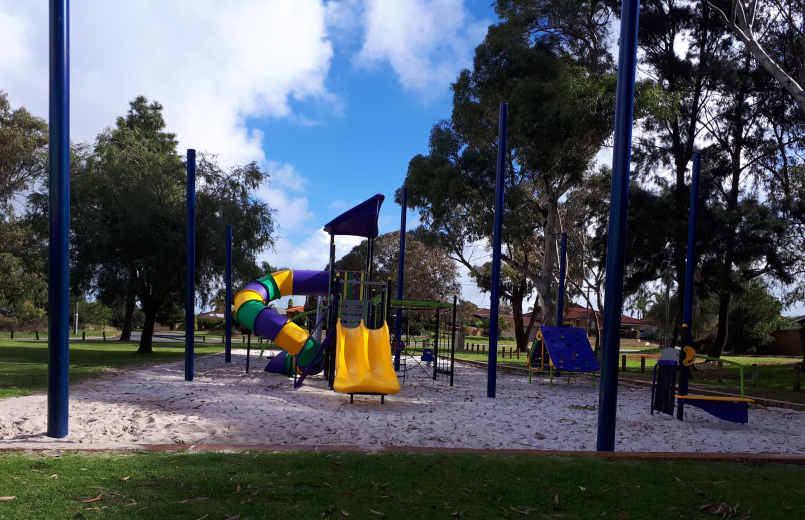 Playground at Hopbush Park